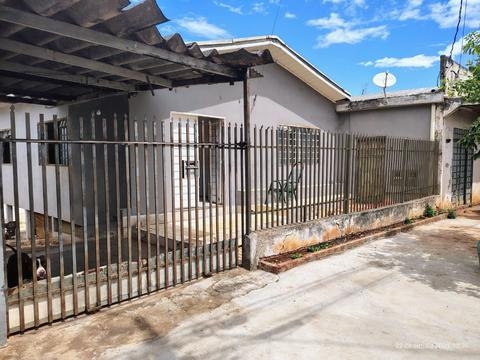Casa à venda em Maringá, Vila Morangueira, com 3 quartos, com 135.3 m²