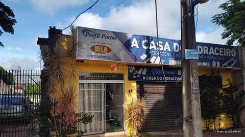 SALÃO COMERCIAL 2 QUADRAS HU, com 253.65 m²