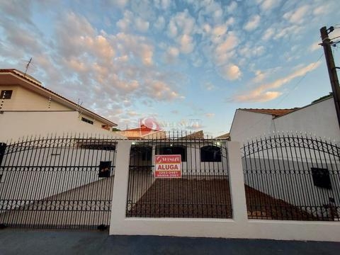 Casa para alugar em Maringá, Jardim América, com 2 quartos, com 110 m²