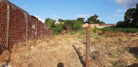 Terreno à venda em Marialva, Conjunto Habitacional Giacomo Colombari