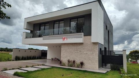 Sobrado à venda em Maringá, Jardins de Monet Residence, com 4 suítes, com 337 m²