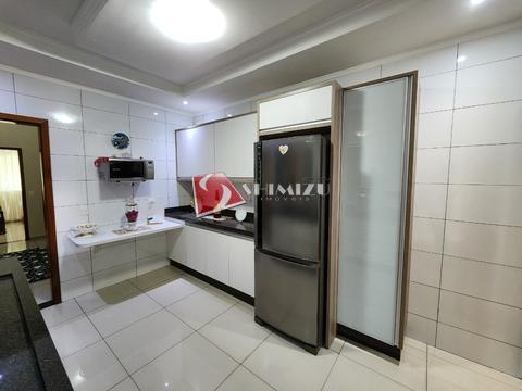 Casa à venda em Maringá, Parque Residencial Cidade Nova, com 3 quartos, com 125 m²