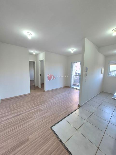 Apartamento para alugar em Maringá, Jardim Tropical, com 2 quartos, com 45.33 m²
