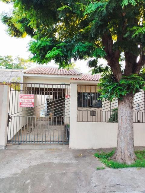 Casa à venda em Maringá, Loteamento Batel, com 2 quartos, com 98.58 m²