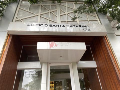 Apartamento Ed. SANTA CATARINA em Maringá, Zona 7, com 3 quartos, com 82 m²