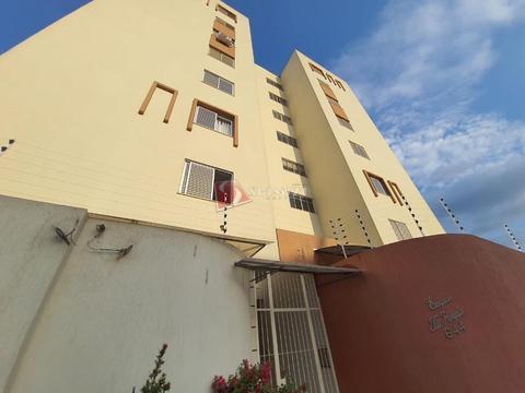 Apartamento para alugar em Maringá, Parque Residencial Cidade Nova, com 3 quartos, com 50 m²