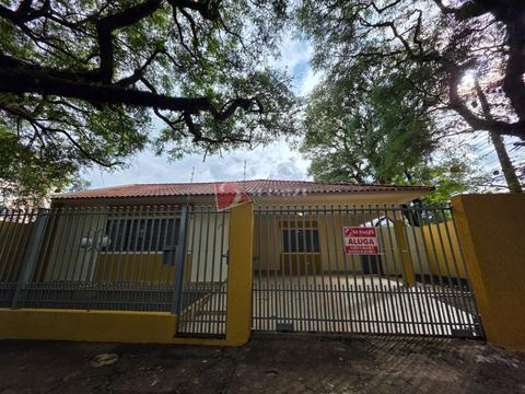 Casa para alugar em Maringá, Zona 07, com 3 quartos, com 197.26 m²